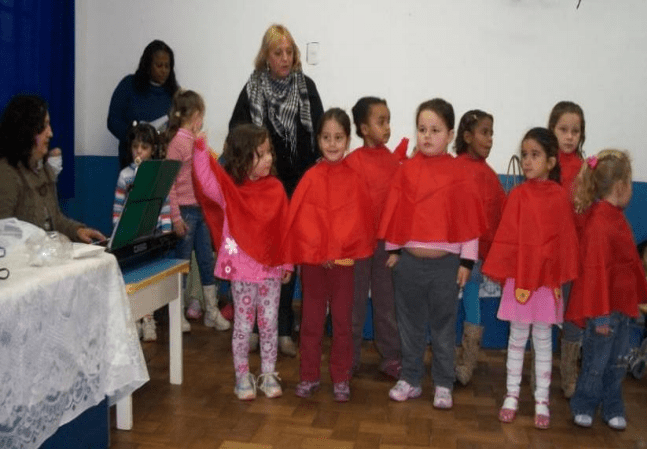 Homenagem as mães. Fonte: Arquivo da autora – 2012