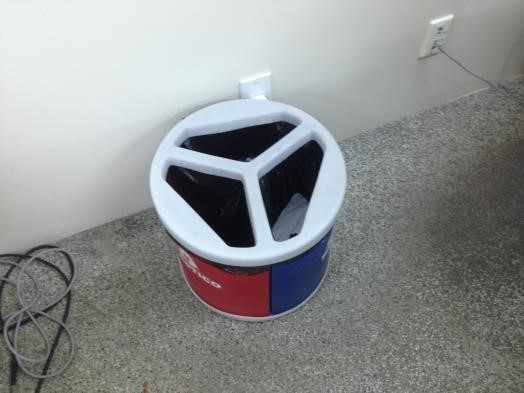 Figura 4 - Coletora sala de aula. Fonte: Núcleo de meio Ambiente