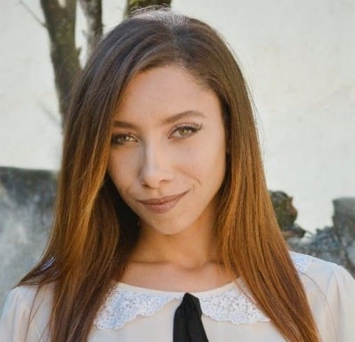 Thayná Vieira de Oliveira