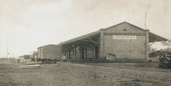 Estação Corredeira em Cajuru
