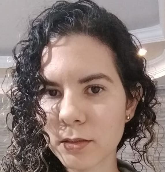 Laíssa Regina Bertoldo da Silva