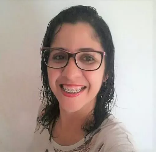 Daniele dos Santos Alves