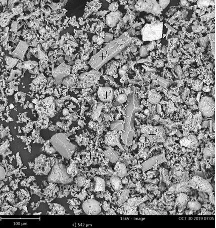 Cinza moída 60 min e requeimada a 1000 oC zoom 500X obtida no ensaio de MEV