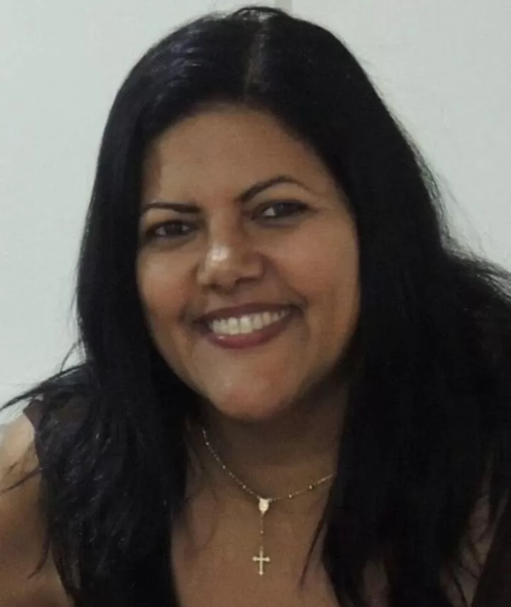 Ana Lucia Torres Marinho