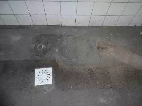 Figura 29-piso y sifonada con problema de caja.