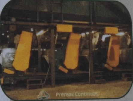 Figura 11: Prensas Contínuas. Fonte: Catálogo disponibilizado pela empresa Grande Rio Reciclagem Ambiental