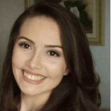 Fernanda Lígia dos Santos de Oliveira
