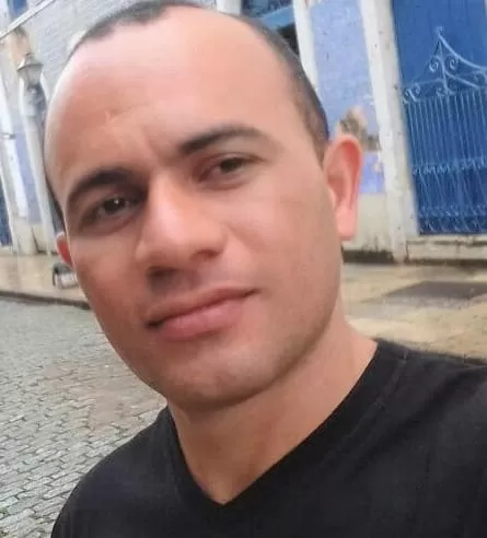 Ari De Sousa Santos