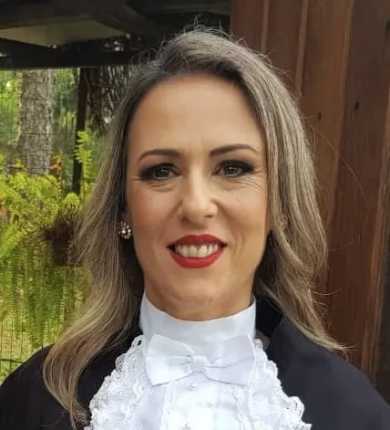 Alexandra Tanski Faleiro