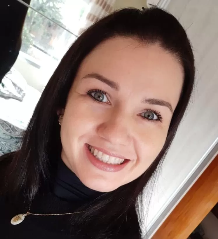 Liana Barcelos Porto
