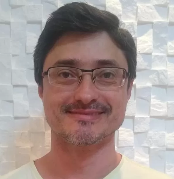 Rogério de Souza Lazarino