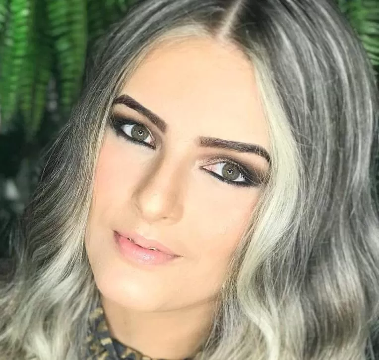 Letícia Vieira de Oliveira